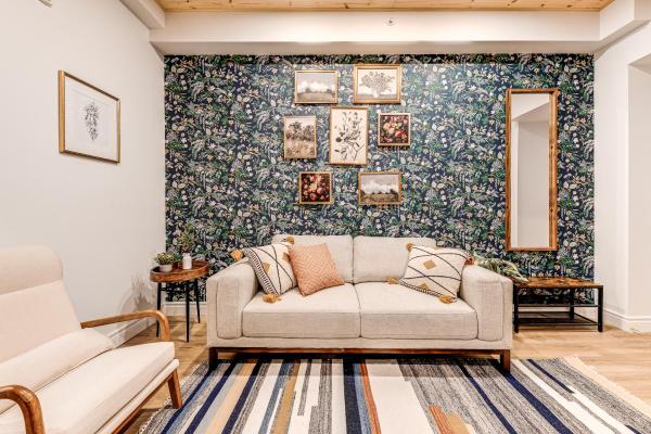North House - Historic Two Bedroom Facing Parliament - Quebec City