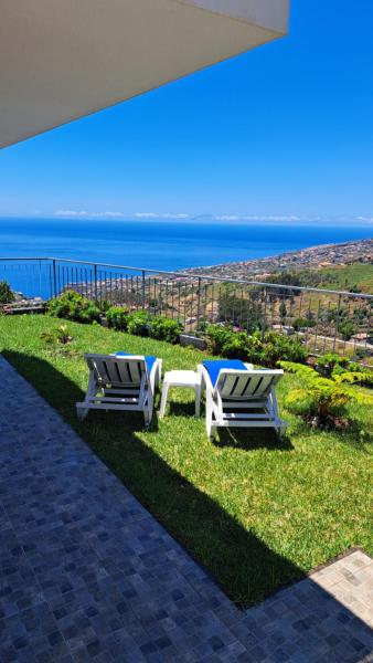 A la foto es mostra l'objecte Conceição House near Levadas situat a la ciutat de Calheta.