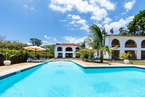 På bilden syns objektet Munje Beach Villas som ligger i staden Funzi.