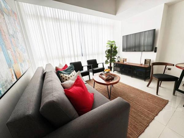 Modern City Condo El Millon