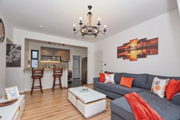 写真にはTatu City市にあるCosy 2 BdRm Apartment In Tatu City with pool and Gymが写っています。