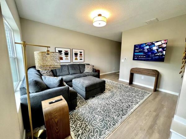 A la foto es mostra l'objecte Central Cedar Falls New Construction Townhome! situat a la ciutat de Cedar Falls.