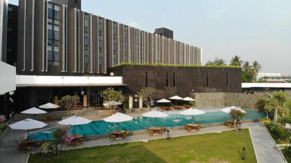 写真にはMetro市にあるBBC Hotel Lampung Bandar Jayaが写っています。