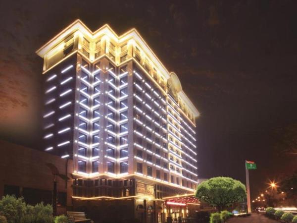 Na fotografii je vidět objekt Mingfa International Hotel nacházející se ve městě Jiangdu.