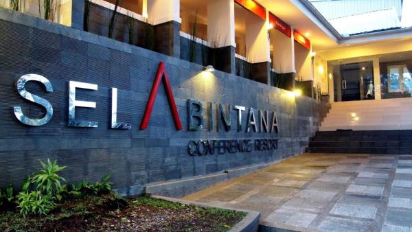 Στη φωτογραφία φαίνεται το αντικείμενο Selabintana Conference Resort που βρίσκεται στην πόλη Sukabumi.