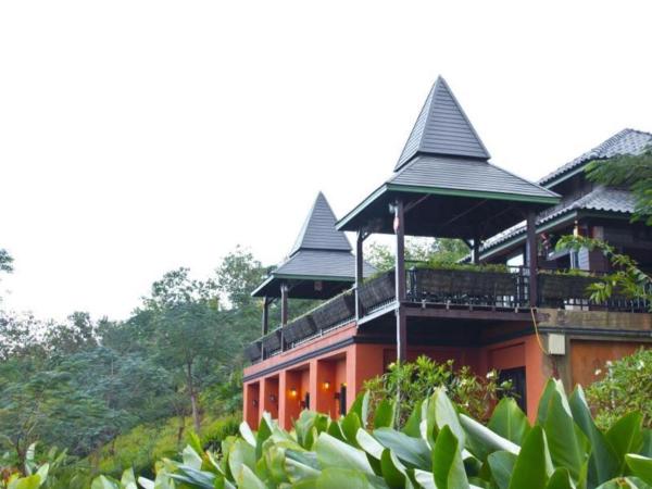 A la foto es mostra l'objecte Thaton Hill Resort situat a la ciutat de Mae Ai.