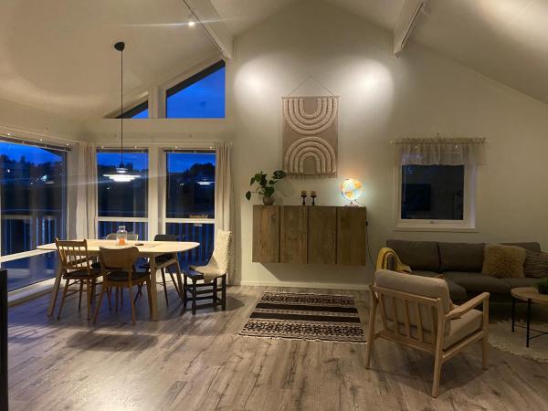 A la foto es mostra l'objecte Ferie i Svolvær situat a la ciutat de Svolvær.