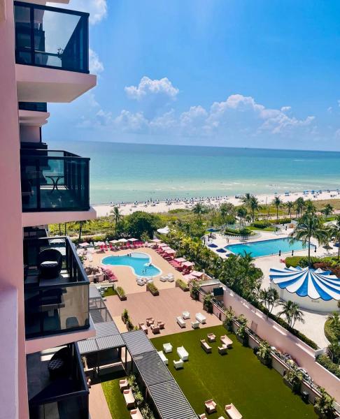 Alexander 1211 Beachfront Condo With Direct Beach Access, 2 Pools, Sauna, Gym - Miami Beach, FL