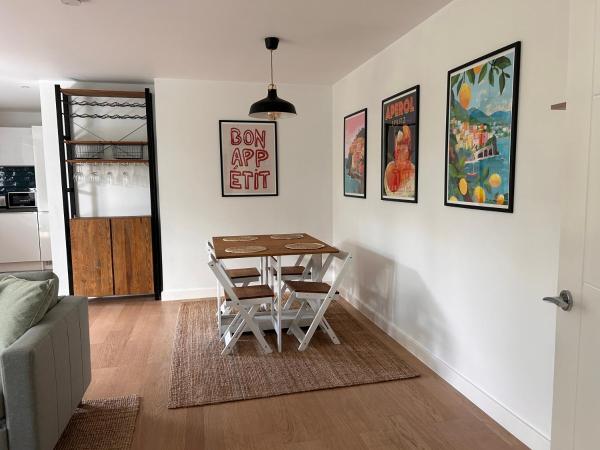 Nella foto è visibile l'oggetto Cloud Serviced Properties - Lovely One Bed with Sofa bed - Bracknell situato nella città di Bracknell.