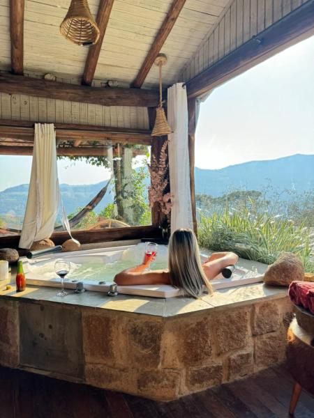 En la foto se muestra el objeto Cabana Araucária - Trilha do Mato ubicado en la ciudad de Barra do Ouro.