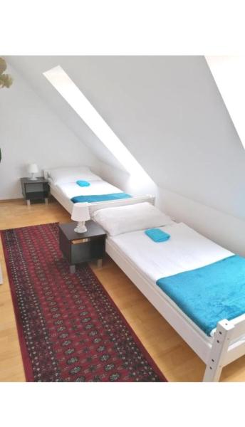 Vienna Room Nr 15, Vienna