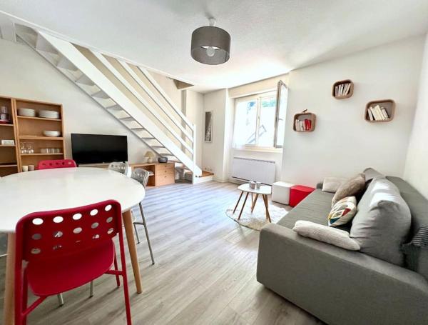 Duplex T4 Clair, Cosy Et Spacieux - 3 Chambres 2 Salles De Bain Centre Cauterets Vue Pyrénées - Cauterets