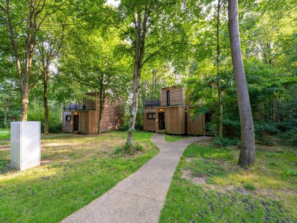 A la foto es mostra l'objecte Forest Edge Hideaway situat a la ciutat de Antoing.