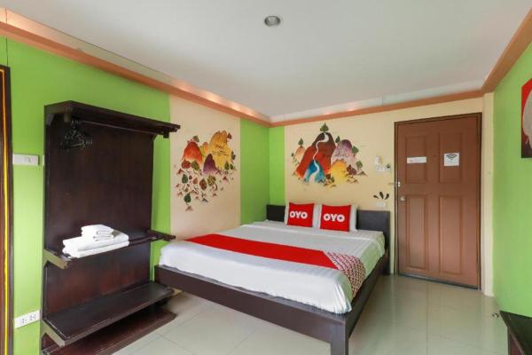 OYO 768 First Station Hotel, Chiang Mai