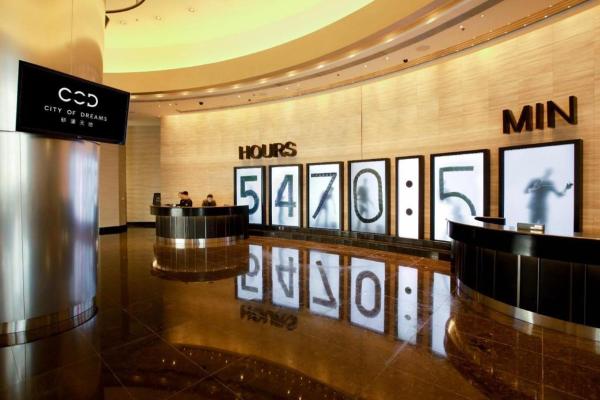 På billedet ses objektet City of Dreams - The Countdown Hotel beliggende i byen Macao.