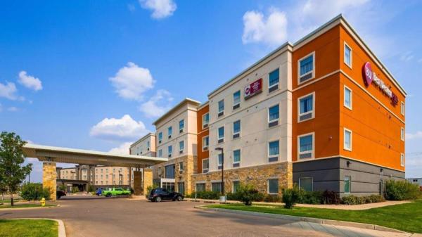Best Western Plus Eastgate Inn & Suites - Regina