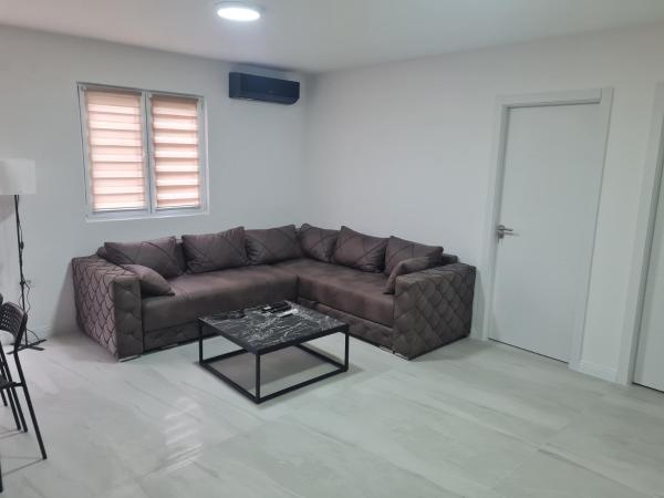 A la foto es mostra l'objecte Marash apartman 2 situat a la ciutat de Kumodraž.