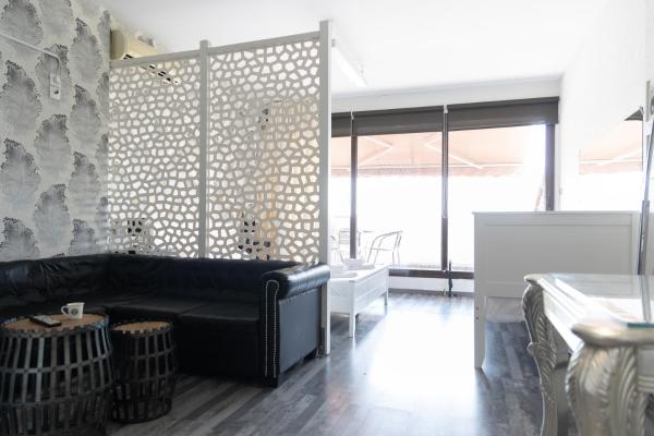 City Center Apartment III by GOLDENLAND, Soluň