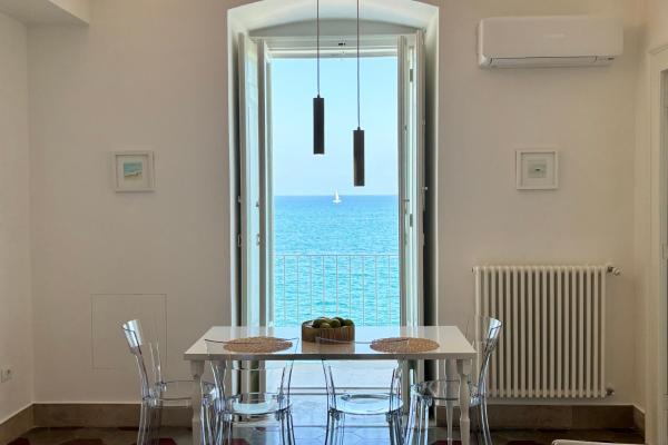 Na foto é possível ver o objeto Antica Dimora sul Mare - Elegant Central Apartments - Molfetta localizado na cidade de Molfetta.