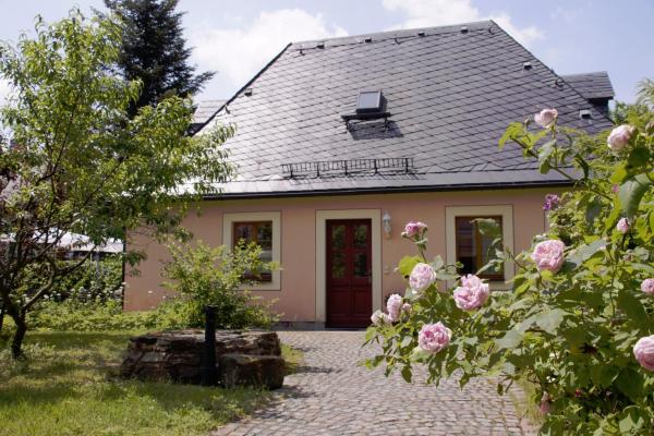 Nella foto è visibile l'oggetto Lotterhof Ferienhaus Gartenhaus situato nella città di Erdmannsdorf.