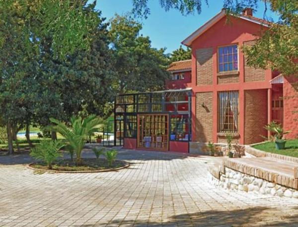 På billedet ses objektet Casona con salón de eventos beliggende i byen La Serena.