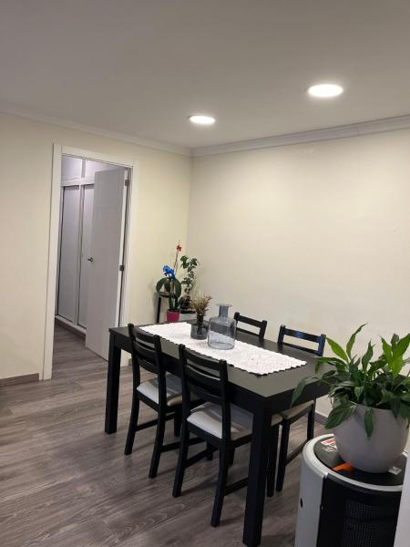 På billedet ses objektet Quarto suite em apartamento compartilhado beliggende i byen Mealhada.