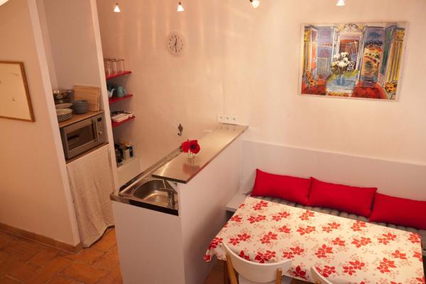 A la foto es mostra l'objecte Studio Apartment Centre Historique situat a la ciutat de Arles.