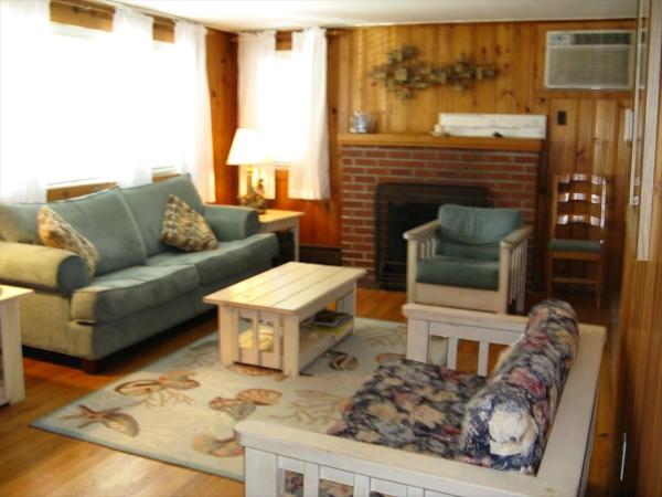 A la foto es mostra l'objecte Well Maintained First Floor Duplex Close To The Ocean And Bay Beach In Harvey Cedars situat a la ciutat de Harvey Cedars.
