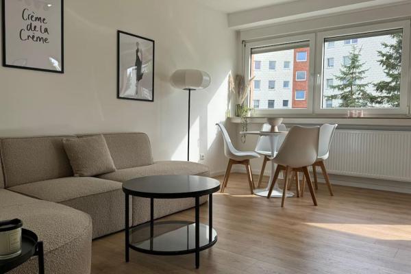 Na zdjęciu widoczny jest obiekt Cozy apartment with balcony położony w mieście Lehre.