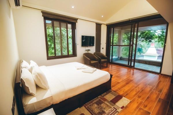 A la foto es mostra l'objecte Red River Bungalow situat a la ciutat de Sāmāguri.