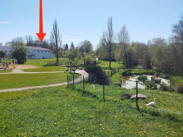 Na fotografii je vidět objekt Charmant studio pour 3 personnes nacházející se ve městě Briec.
