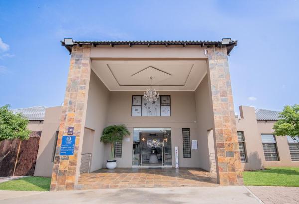 写真にはラステンバーグ市にあるLefa Boutique Hotelが写っています。