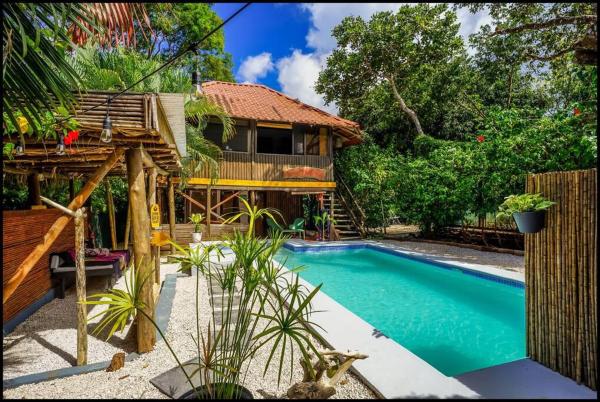 På bilden syns objektet Matambú Ranchita Charming & Rustic with Shared Pool som ligger i staden Matapalo.