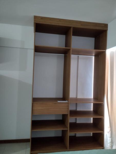 The photo shows the Apart Executive hotel located in the city of Feira de Santana.