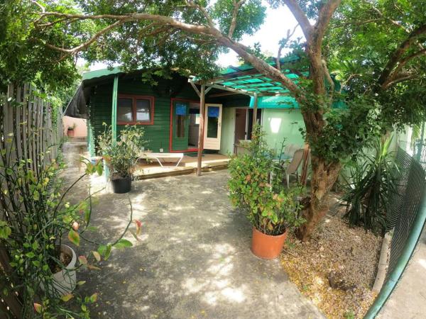 Island Relax Retreat, Willemstad