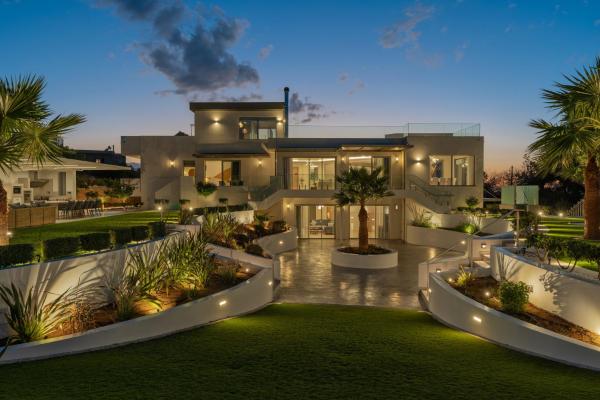 Luxury Villa Zakkallin - With Amazing View - Grecia