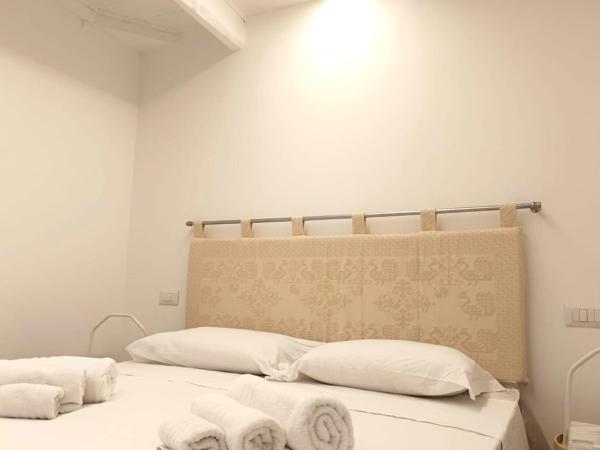 写真にはアルゲーロ市にあるLoft Delitala 1が写っています。