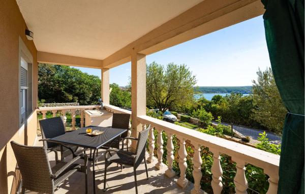 A la foto es mostra l'objecte Holiday Home Krusevo With Sea View 181 situat a la ciutat de Kruševo.