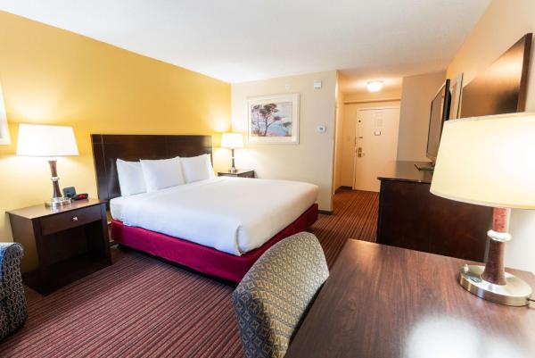Fireside Inn & Suites Portland - Yarmouth, ME