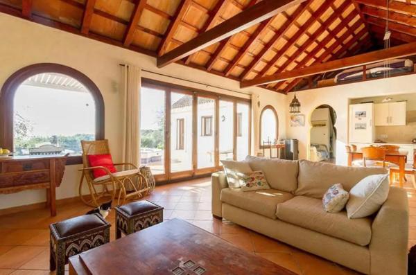 На фото показан объект Villa La Rosa -Tarifa, расположенный в городе Тарифа.