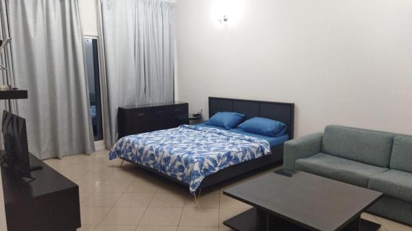 A la foto es mostra l'objecte Luxury Room Apartment situat a la ciutat de Dubai.