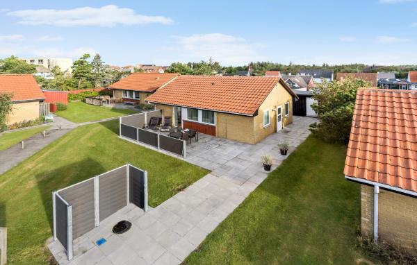 A la foto es mostra l'objecte Holiday Home Nørre Nebel 58 situat a la ciutat de Nymindegab.