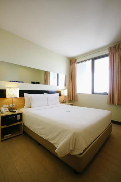 En la foto se muestra el objeto Go Hotels Iloilo ubicado en la ciudad de Jordan.