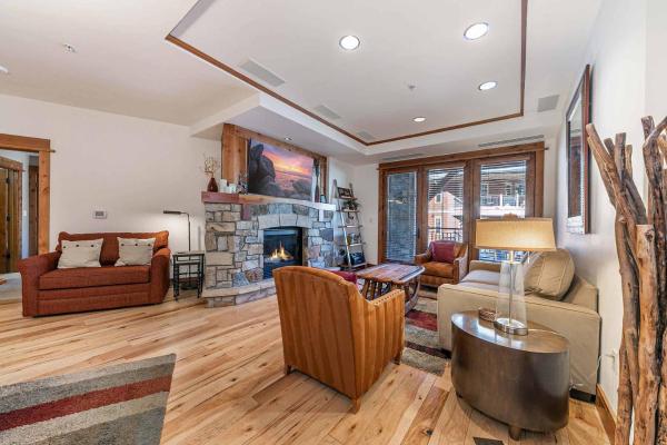 Big Horn Lodge 307 By East West Hospitality - North Lake Tahoe, CA
