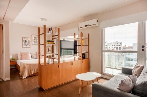 Live & Enjoy Buenos Aires in Central Recoleta powered by Argenhost -A12J-, Buenos Aires