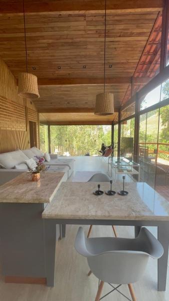 The photo shows the Cactus Cabana located in the city of Córrego da Luz.