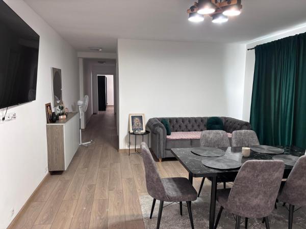 Na fotografii je vidět objekt Apartament nacházející se ve městě Bistriţa.