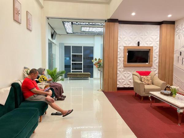 Auf dem Foto ist das Objekt Hotel Cendana Palu in der Stadt Palu zu sehen.