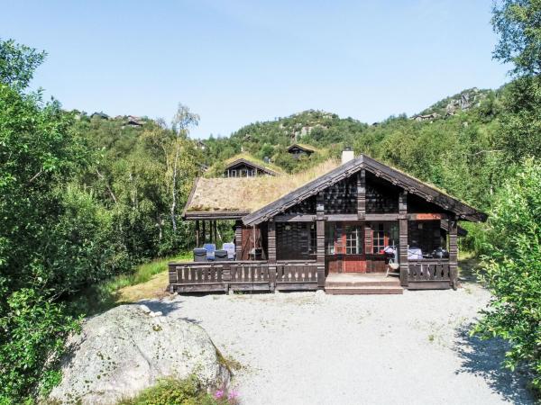 På bilden syns objektet Holiday Home Prestebu by Interhome som ligger i staden Ljosland.