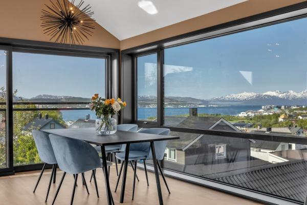 Na fotografii je vidět objekt Borealis Luxury Suite nacházející se ve městě Tromsø.